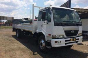 Nissan Dropside UD90 Dropside