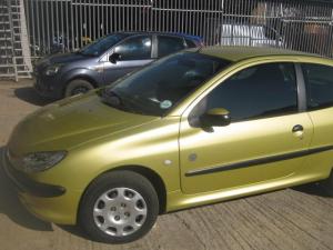 Peugeot 206 1.4 - R39,000