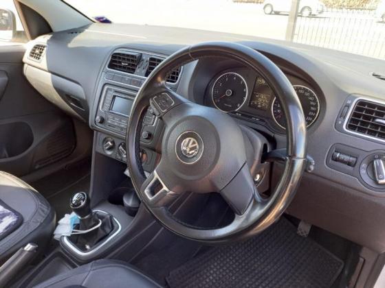 2014 Volkswagen Polo Sedan 1.4 Comfortline For Sale in Table View, Western Cape