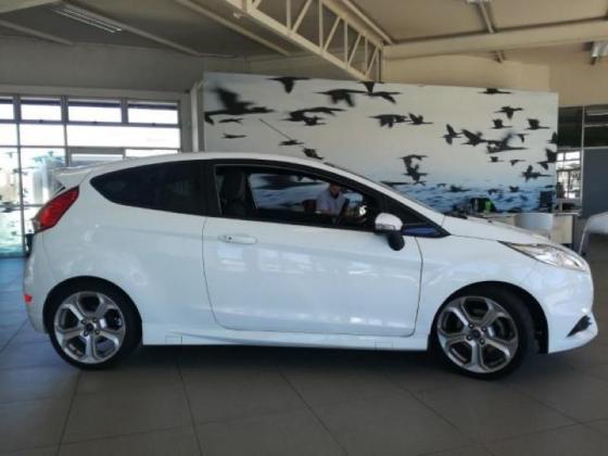 2015 Ford Fiesta ST For Sale in Table View, Western Cape