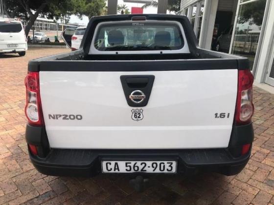 2016 Nissan NP200 1.6i (Aircon) For Sale in Table View, Western Cape