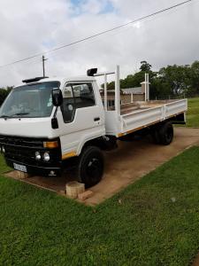 toyota dyna dropside