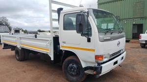 2014 NISSAN UD40 DROPSIDE TRUCK FOR SALE T27